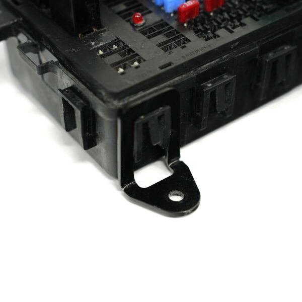 GM LS FUSE BLOCK HOLD DOWN TAB - Image 3